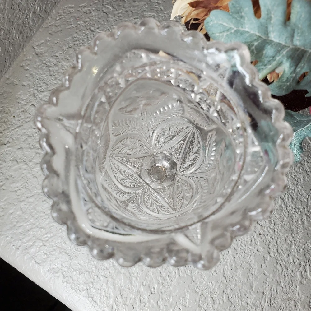 Vintage Clear Crystal Floral Tulip Vase